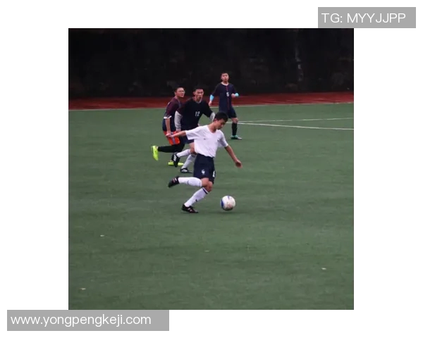 杭州足球队意识探讨：从战术到团队协作的全面分析与反思